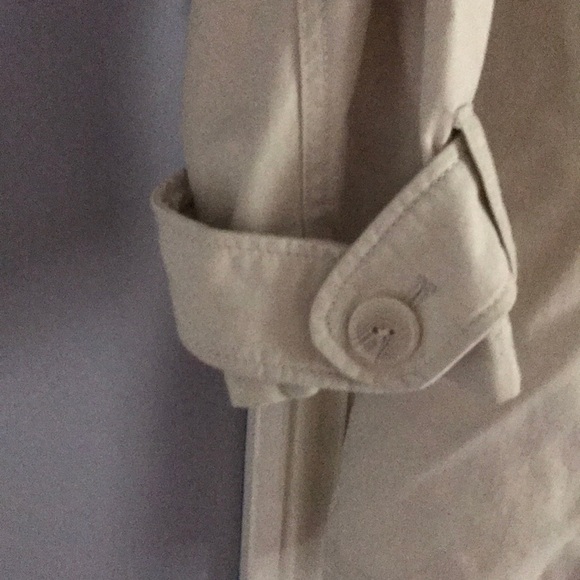 jacket - Picture 2 of 4